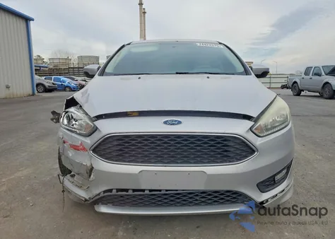 2015 Ford Focus Se z USA, uszkodzony, nr VIN 1FADP3F27FL210728